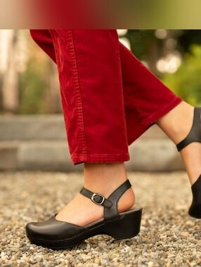 Dansko Sam Black Leather Mary Jane Glogs